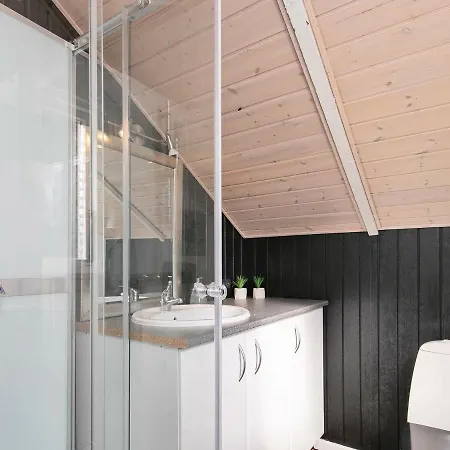 4 Person In Oksb L By Traum Oksbøl